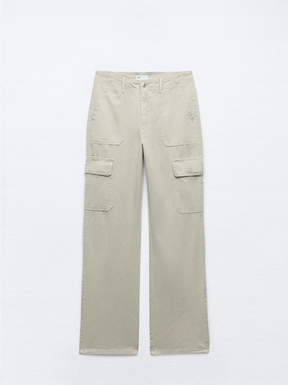 Cargo Pants in Light Beige